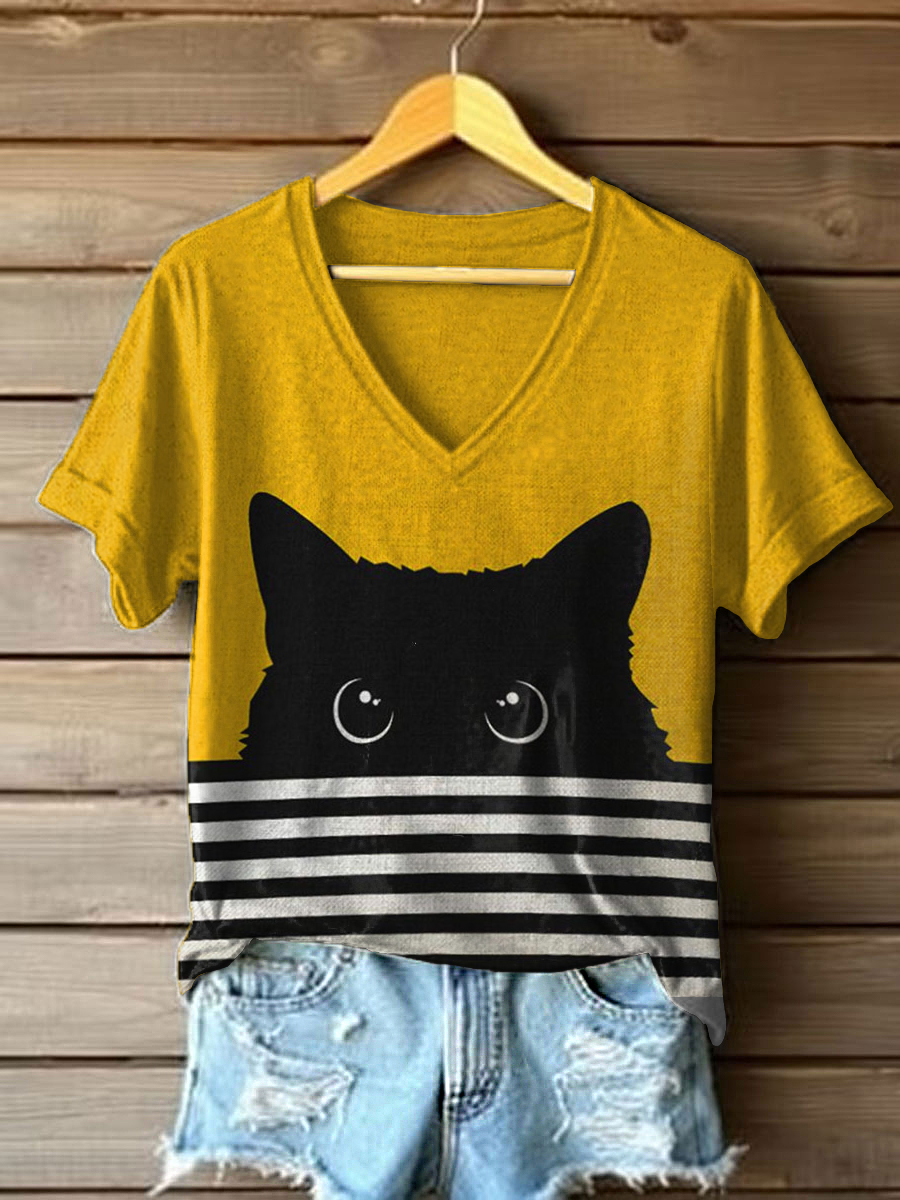 Women's Cat Art Print T-Shirt gracestitchs