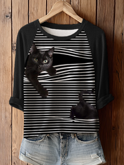 Women's Cat Art Print T-Shirt gracestitchs