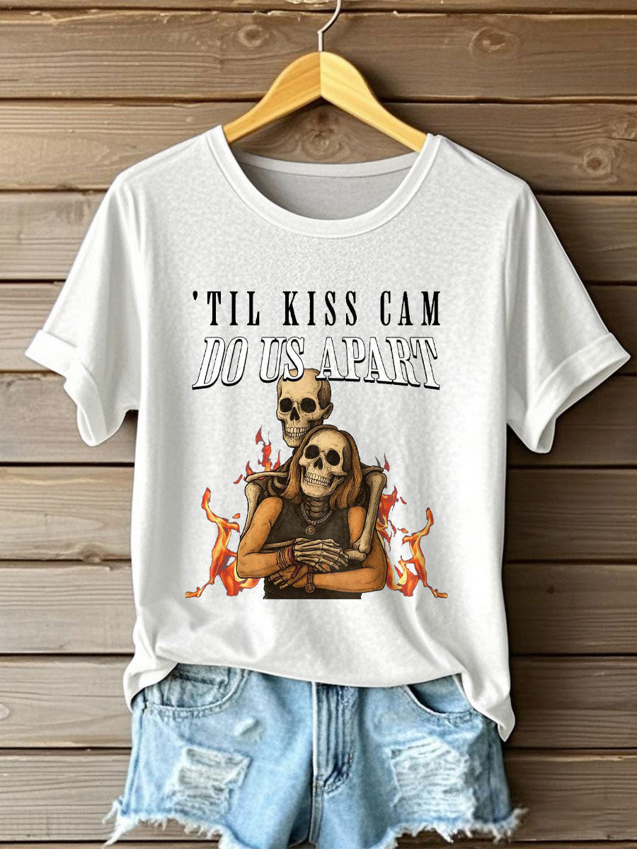 Women's Funny Halloween Kiss Cam Printed T-Shirt gracestitchs