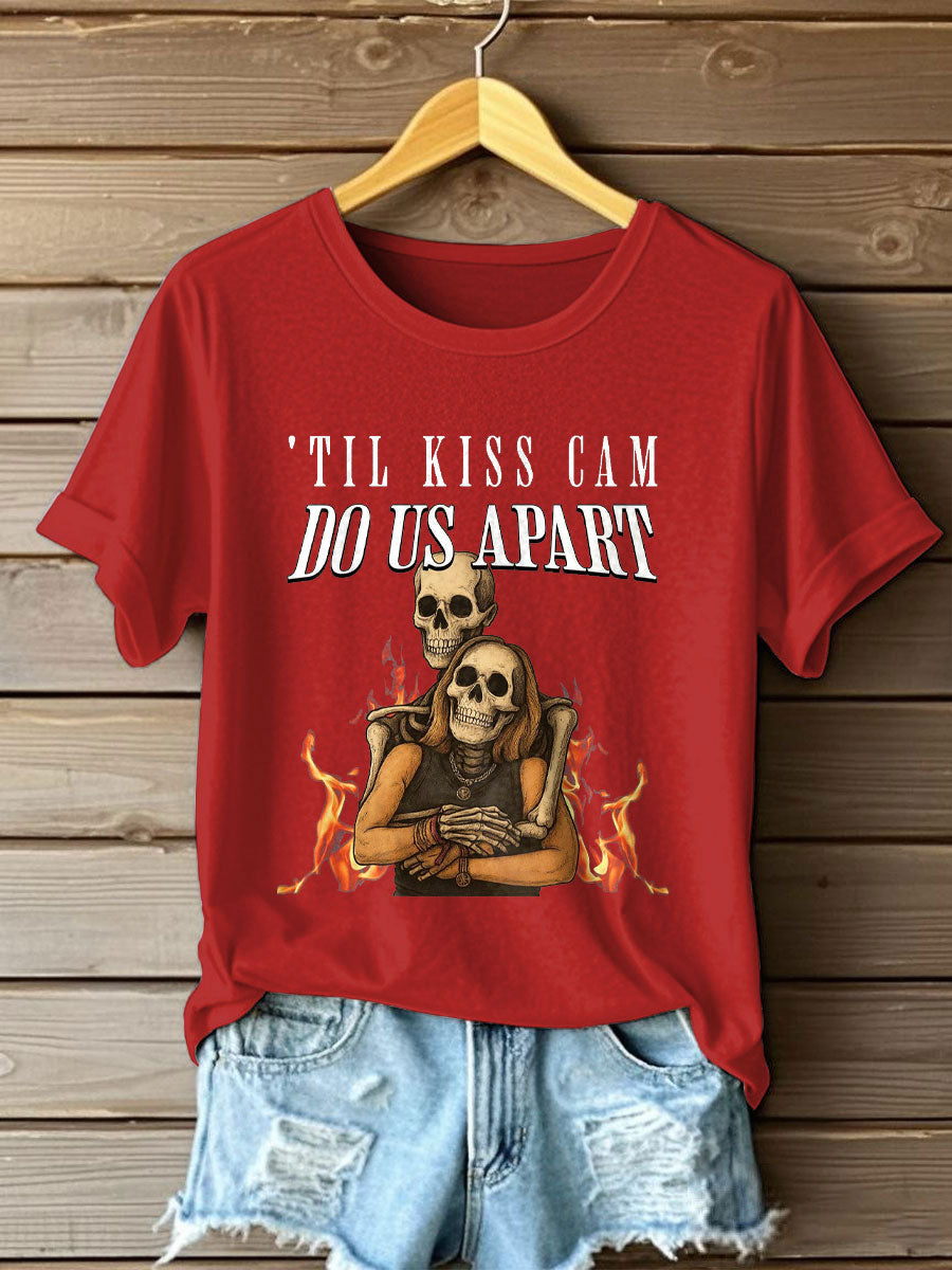 Women's Funny Halloween Kiss Cam Printed T-Shirt gracestitchs
