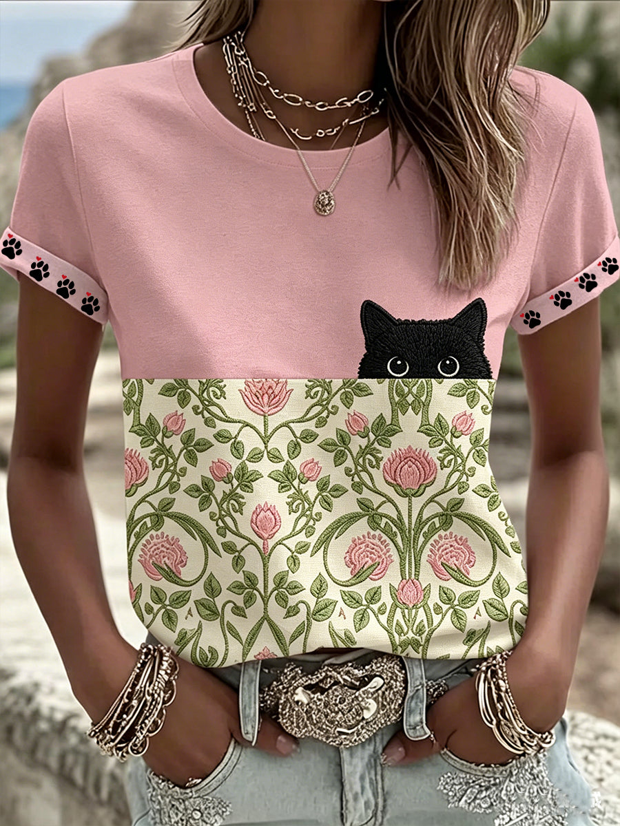 Women's Black Cat With Floral Graphic Casual Short Sleeve T-shirt gracestitchs