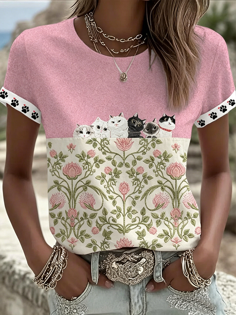Women's Cute Cats With Floral Graphic Casual Short Sleeve T-shirt gracestitchs