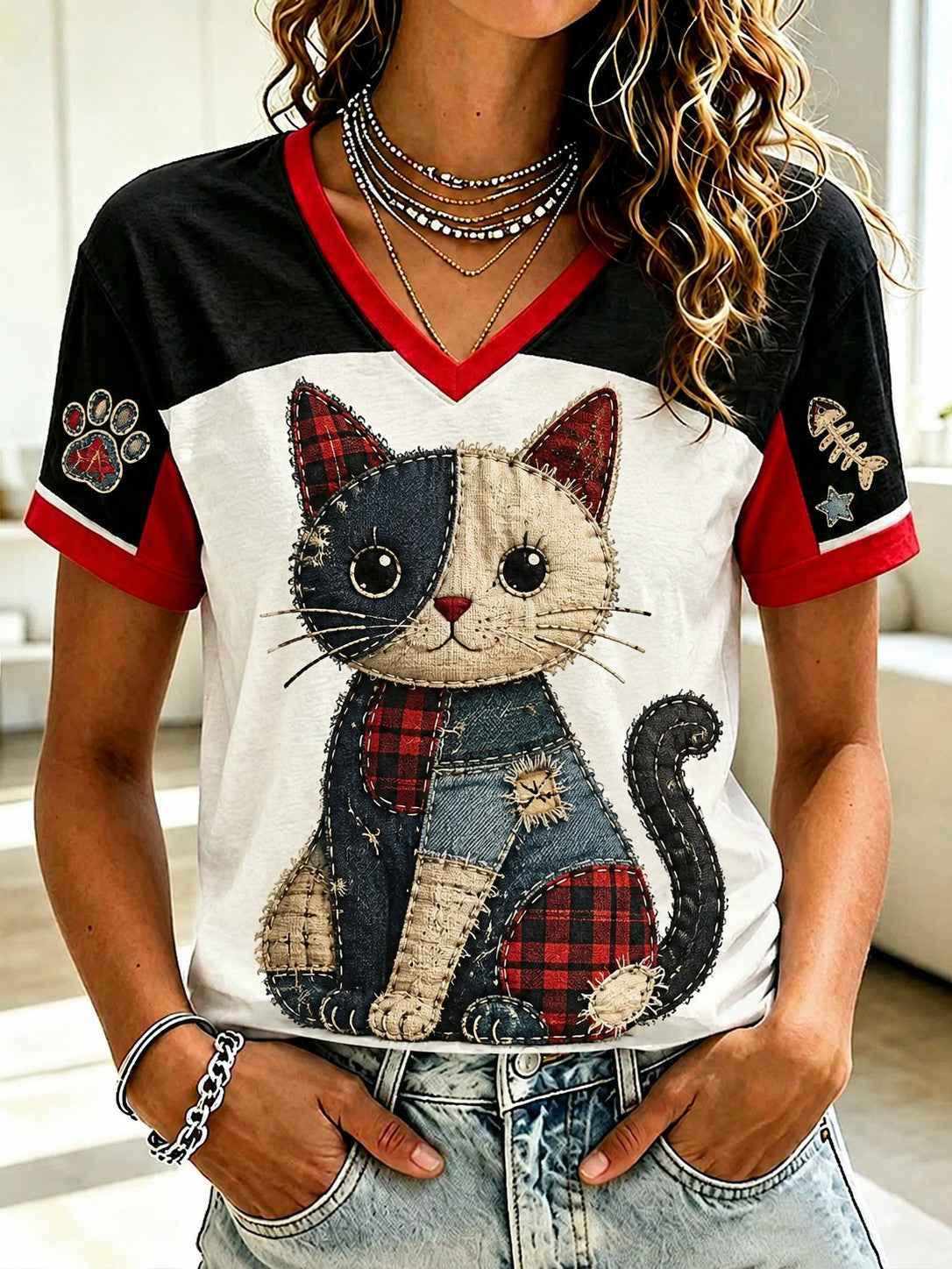 Women's Cat Lovers Printed V-neck T-shirt