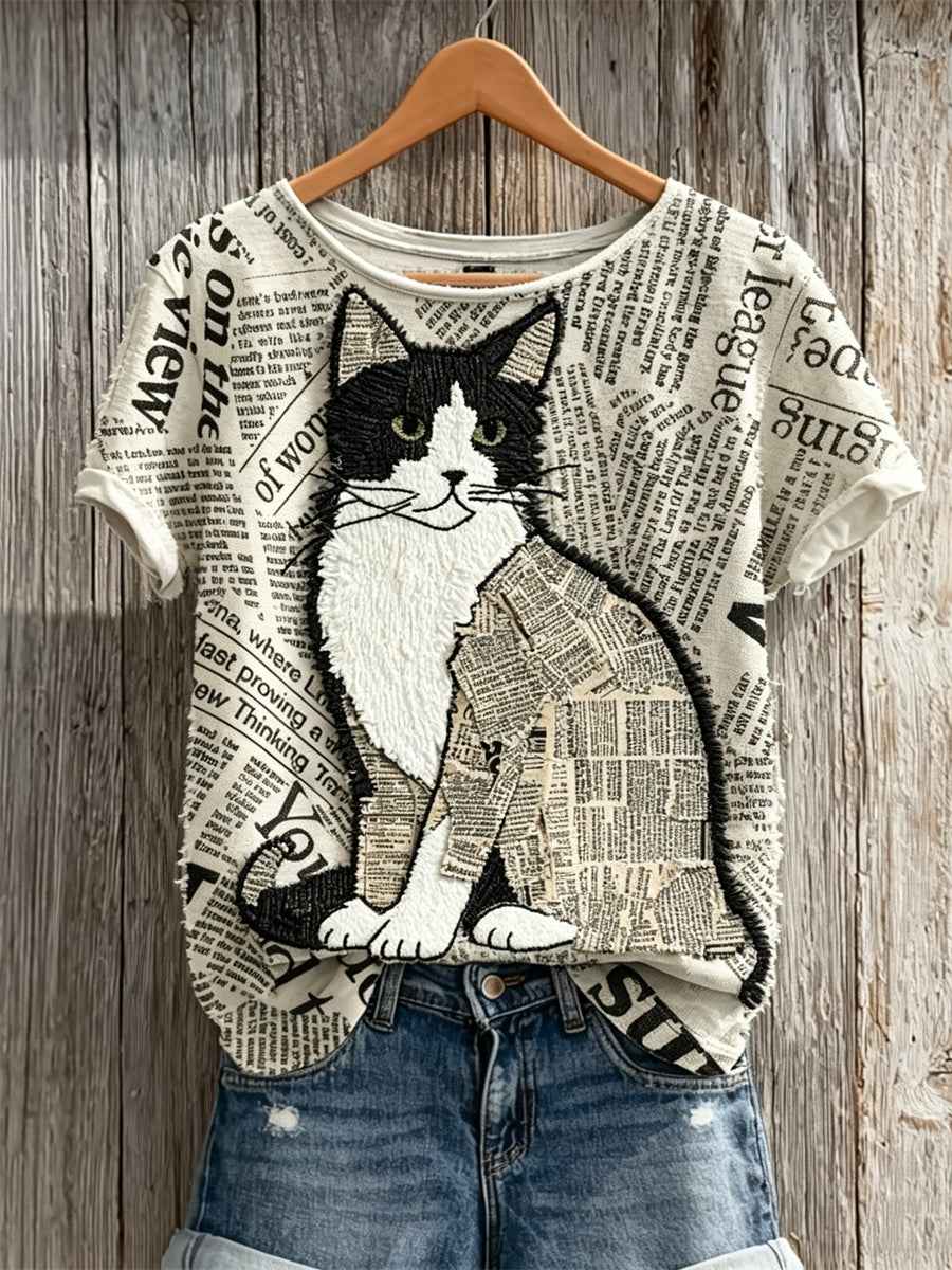 Women's Vintage Cat Newspaper Patchwork Art Print short-sleeved T-shirt