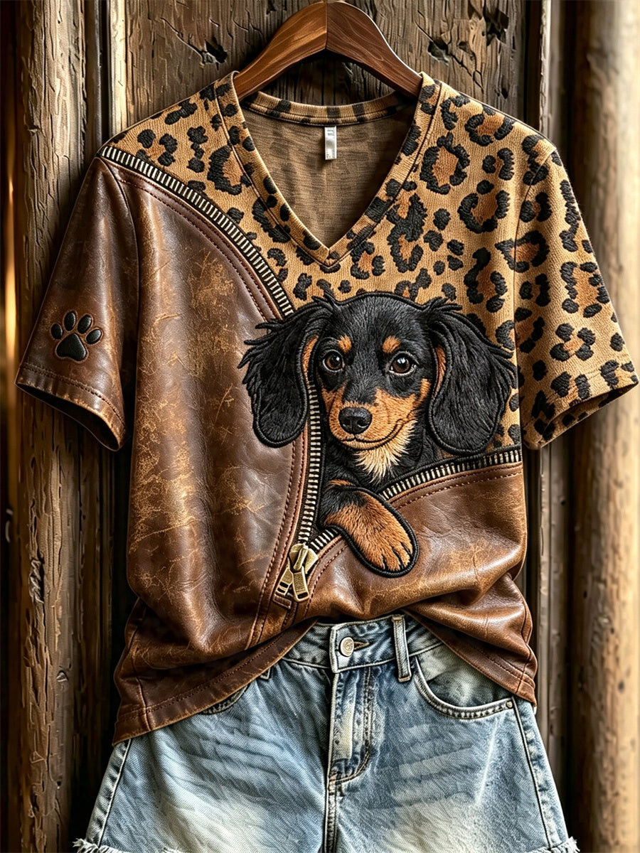 Women's Peeking Dachshund Dog Unzipped Leopard Print short-sleeved T-shirt gracestitchs