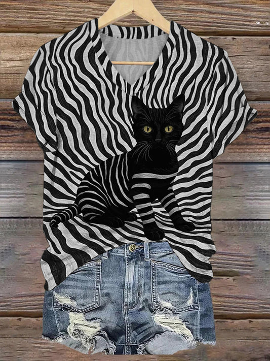 Women's Black Cat Stripes Print Casual V-Neck Tee