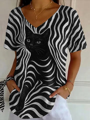 Women's Black Cat Stripes Print Casual V-Neck Tee