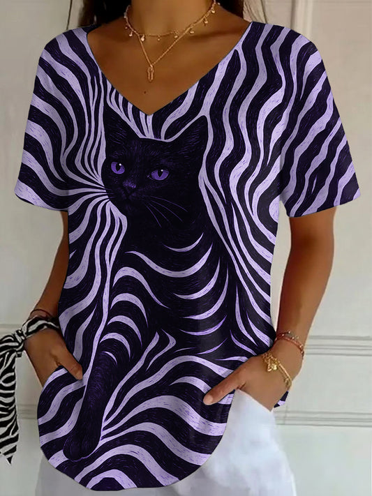 Women's Black Cat Stripes Print Casual V-Neck Tee