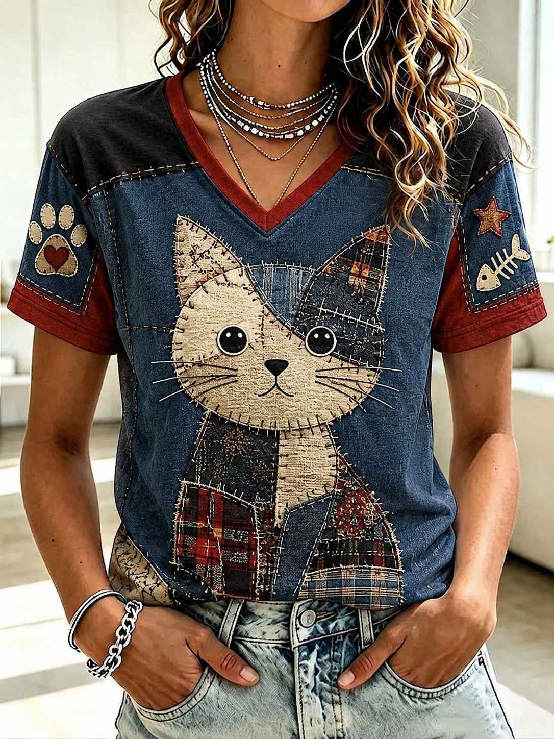 Women's Cat Lovers Printed V-neck T-shirt