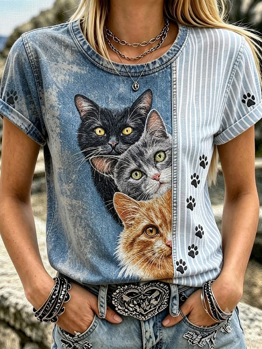 Women's Cute Cat Art Short Sleeve T-shirt gracestitchs