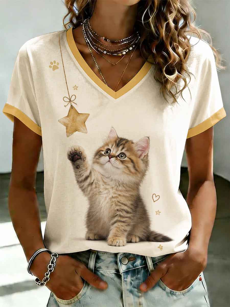 Women's Cute Cat Printed V-neck T-shirt