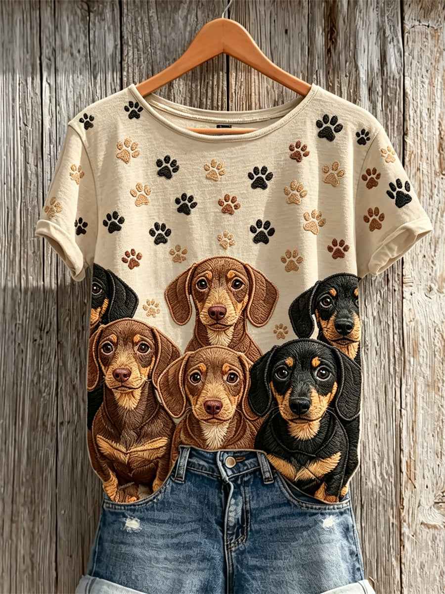 Women's Lovely Dachshund Dogs & Paw Prints Pattern Print short-sleeved T-shirt